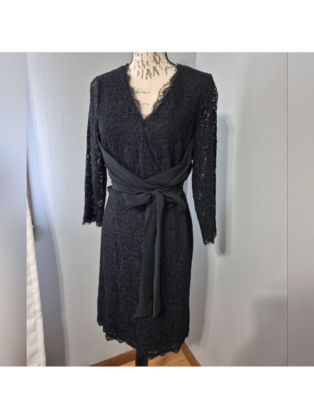 Adrianna Papell Long Sleeve Lace Waist Wrap Tie Bow Dress LBD Black Size 10